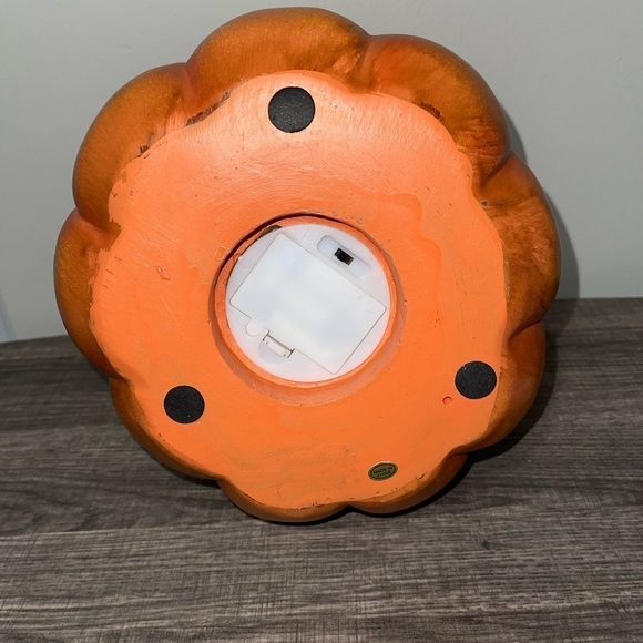 Kirkland's Pre-Lit Monogram G Pumpkin with Metal Stem - Picture 7 of 11